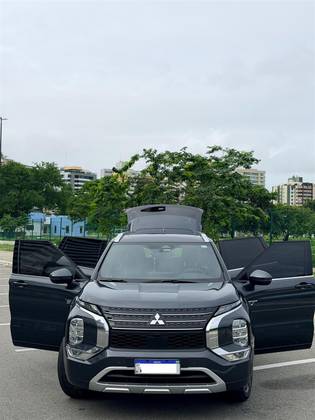 MITSUBISHI OUTLANDER 2.4 PHEV SIGNATURE S-AWC DHT MITSUBISHI OUTLANDER 2.4 PHEV SIGNATURE S-AWC DHT
